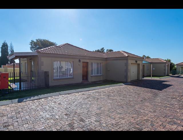 3 BEDROOM TOWNHOUSE SOLD IN ELANDSPARK